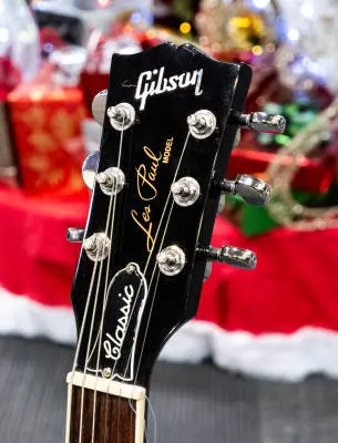 Gibson - Les Paul Classic - Ebony 2